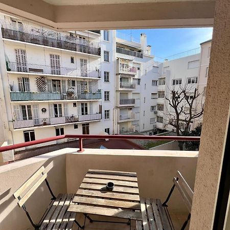 Studio Climatise, Cosy Et Calme Au Centre Ville 앙티브 외부 사진