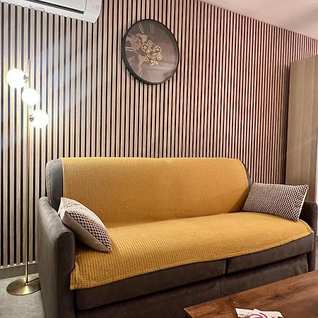 Studio Climatise, Cosy Et Calme Au Centre Ville 앙티브 외부 사진