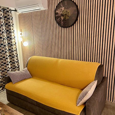Studio Climatise, Cosy Et Calme Au Centre Ville 앙티브 외부 사진